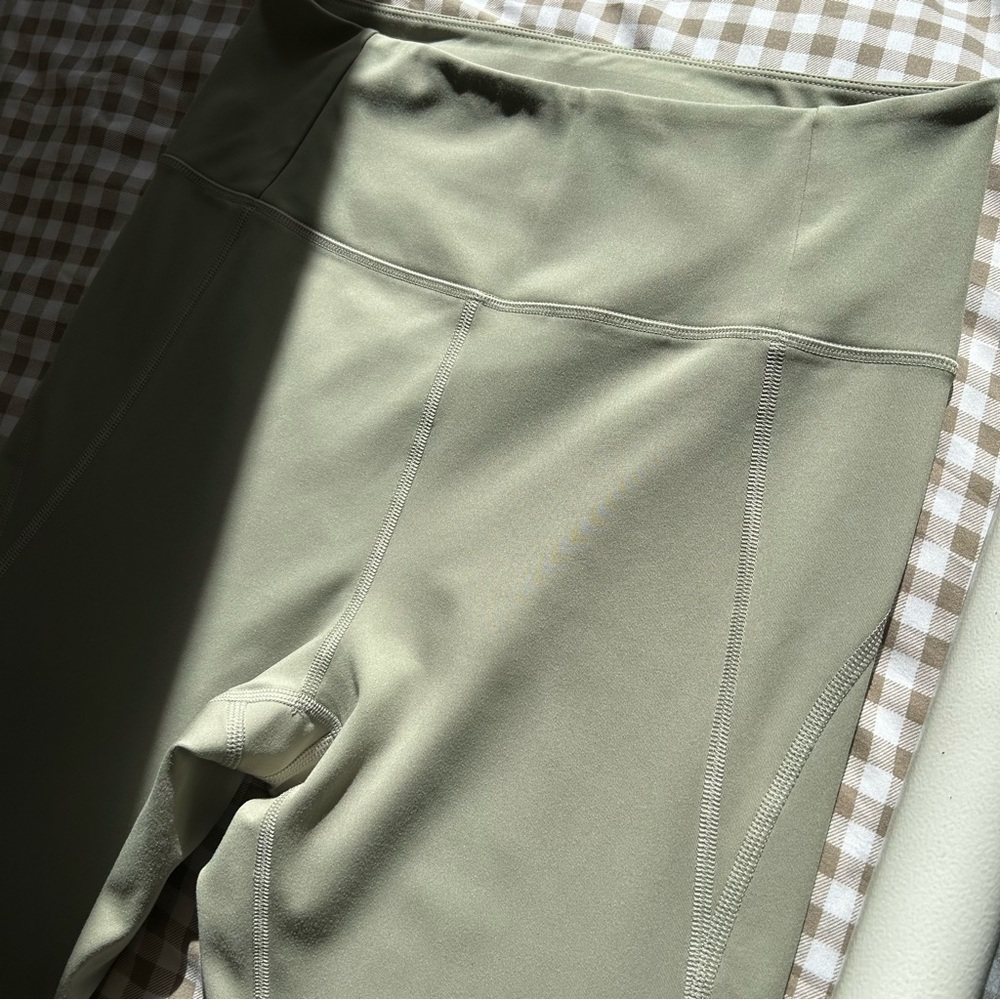 Girlfriend Collective Green ‘Matcha’ Compressive High-Rise Leggings | Size L